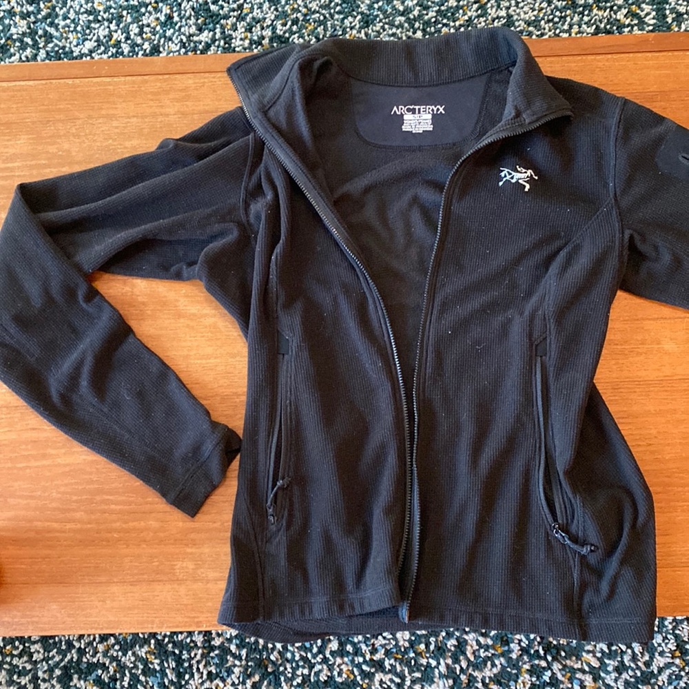 Zip-Up Light Jacket